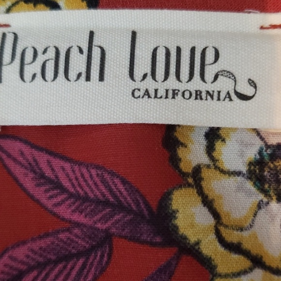 NEW  Boutique Tie shirt (runs small) - Picture 3 of 5